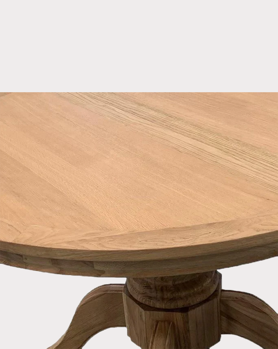 Salon Round Dining Table